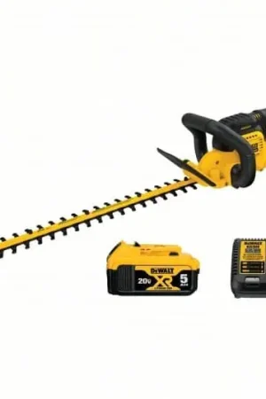 Fan Favorite DeWalt Hedge Trimmer 20V - 5Ah - 22" Blade / 3/4" Cut (DCHT820P1)